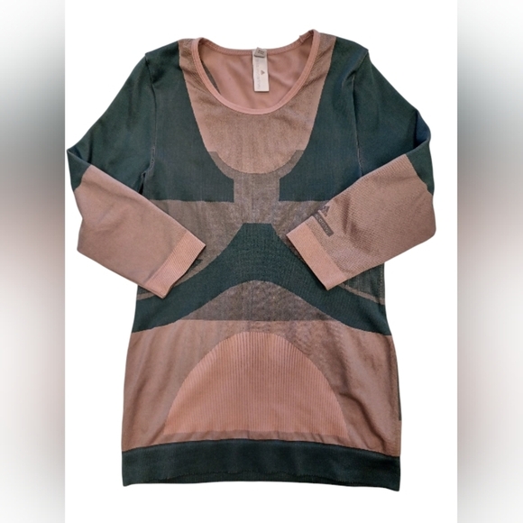 Adidas Stella McCartney EUC Top Taupe and Blue Size Medium - Picture 4 of 7
